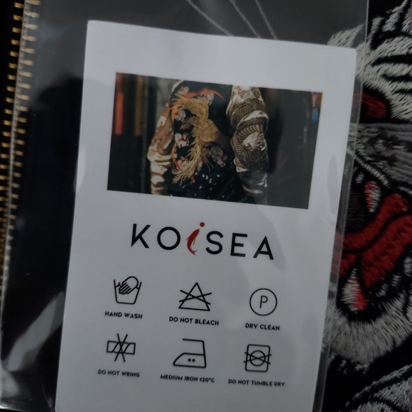 NWT Koisea satin bomber jacket, unisex size M (oversized for women) - Picture 4 of 12